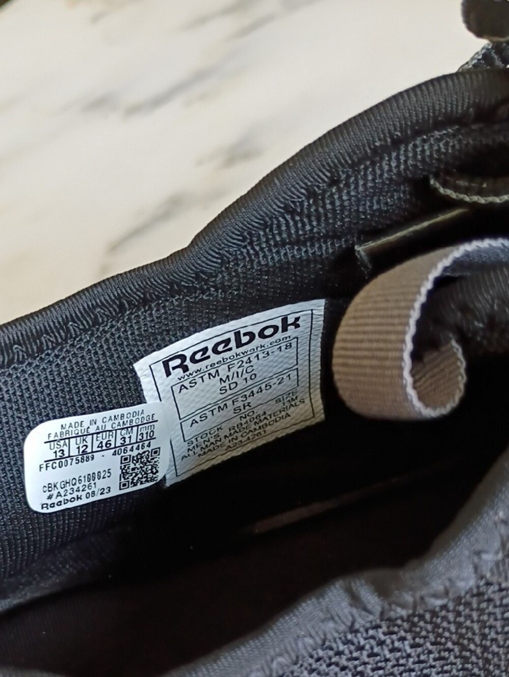 Flexagon 3.0 Work - RB4064Men's Athletic Work Shoe - Black and Grey - Picture 8 of 13
